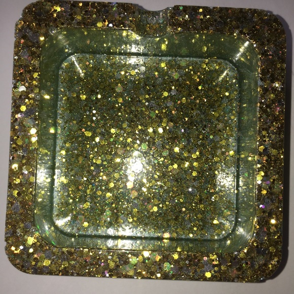 Ashtray - Picture 4 of 6